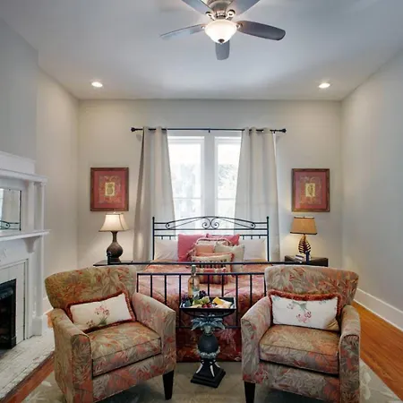 416A Waldburg St - Newly Renovated 1920'S Historic District Apt Apartment Savannah Exterior photo